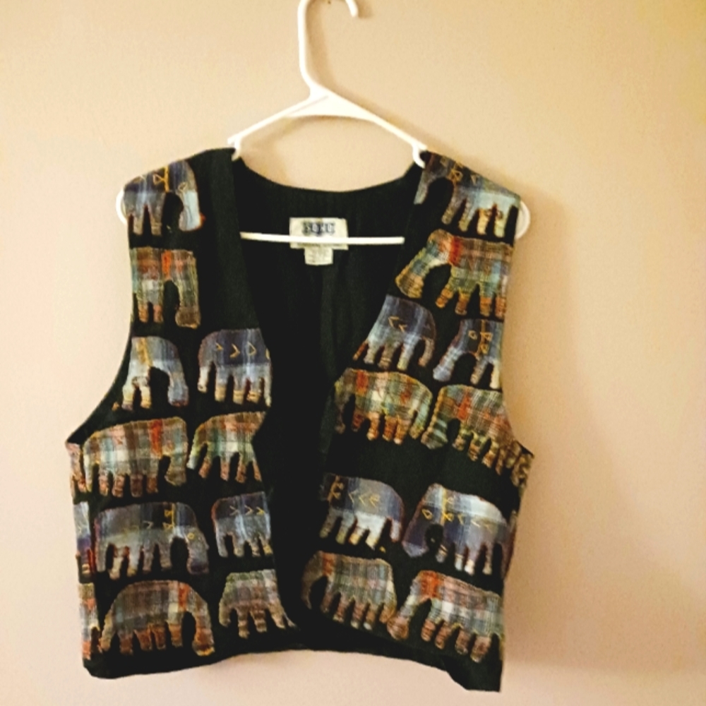 Vest M